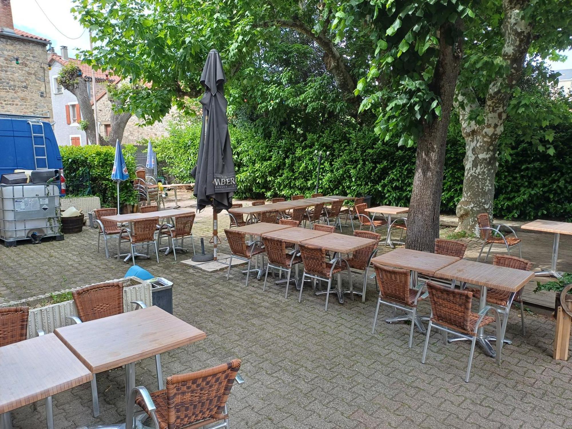Auberge Des Platanes Villevocance Exterior foto